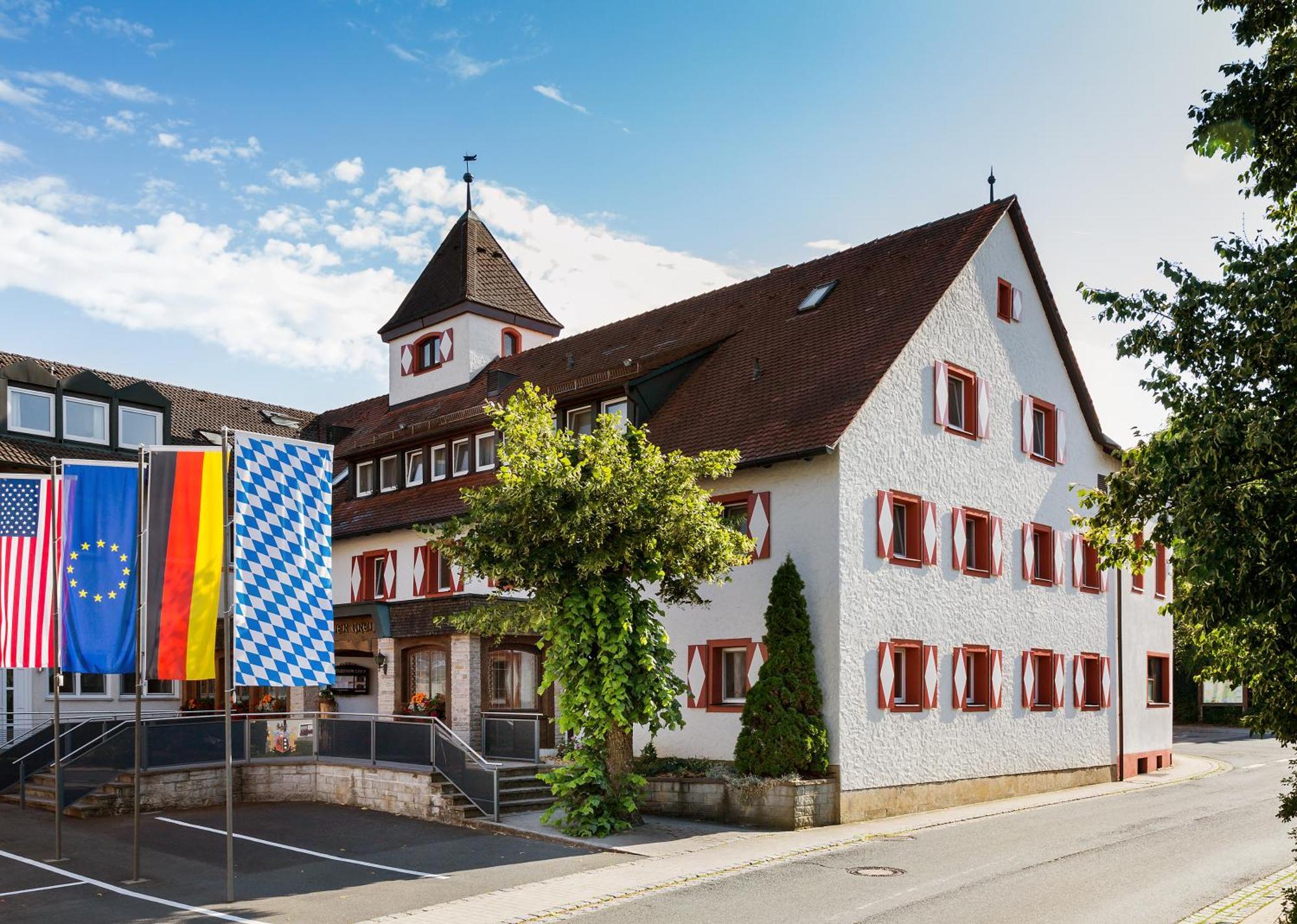 Wirtshaus & Hotel Goldener Greif Edelsfeld 外观 照片